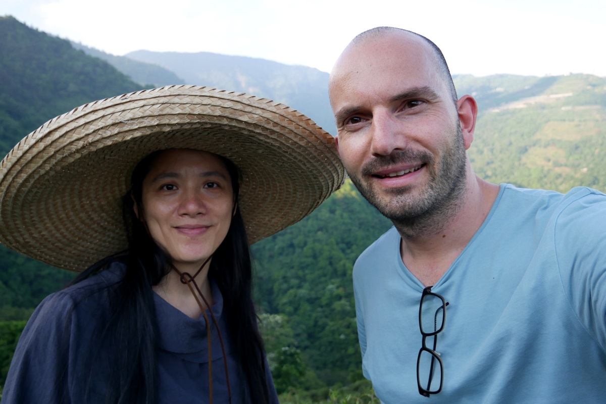 Katie Yen und Christian Beck im Ching Xin Oolong Teegarten