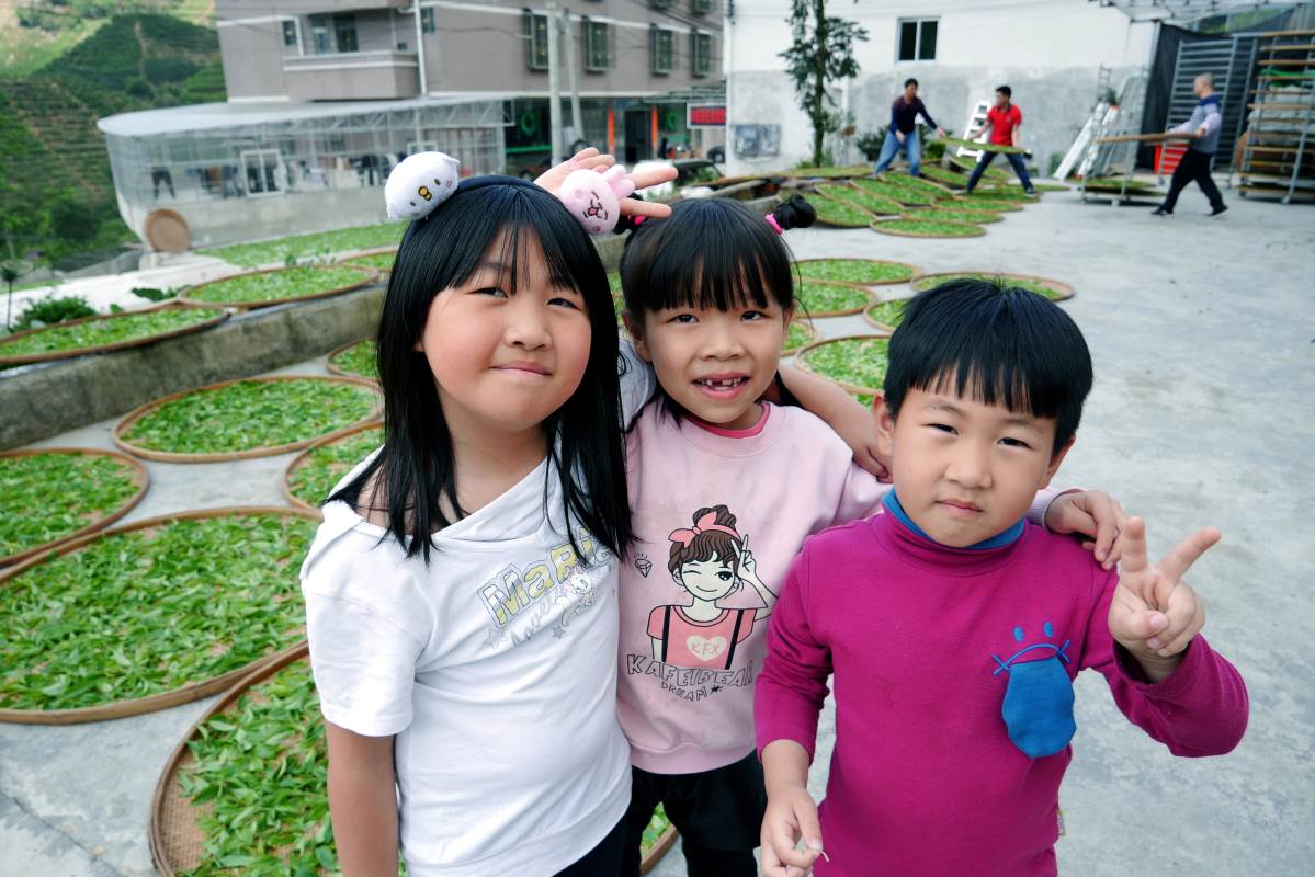 Kinder am Wudong Berg, China