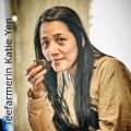 Teeproduzentin Katie Yen