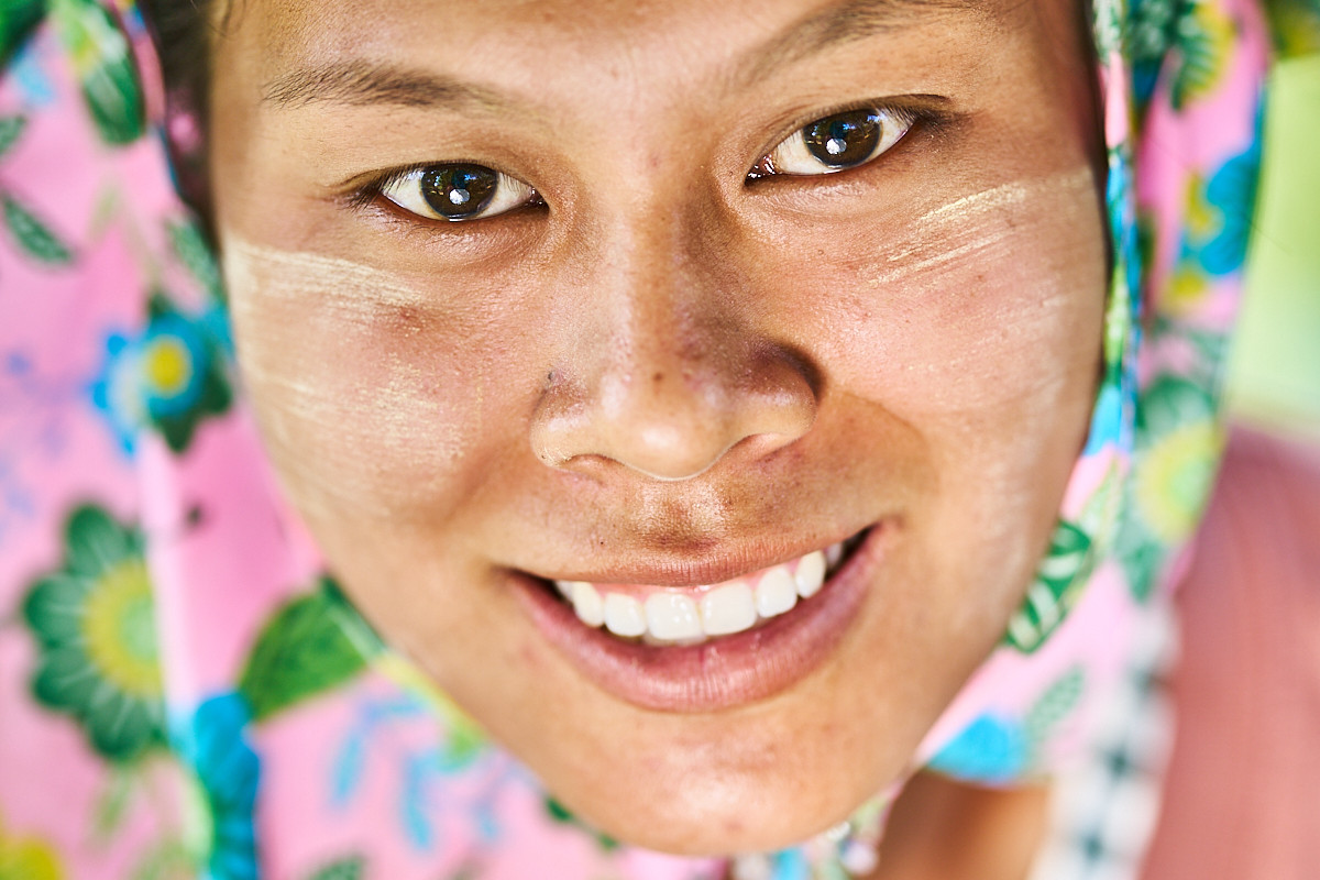 Teepflückerin in Nordthailand aus Myanmar 