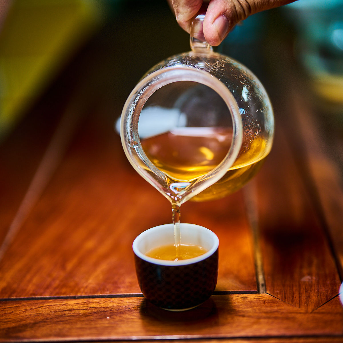 Goldener Aufguss des Dong Fang Hong Oolong